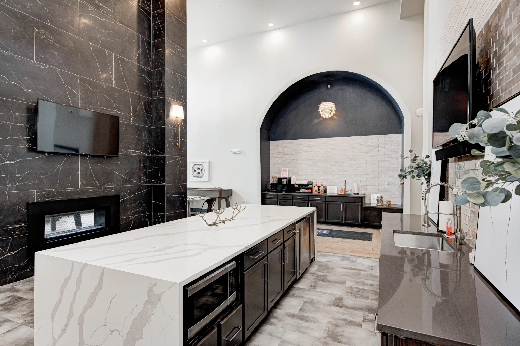 Verge Luxury Flats - Photo 1